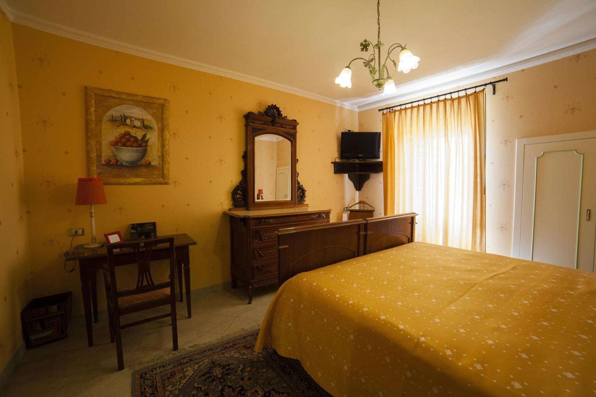 La Luma Hotel Montecosaro  Bilik gambar