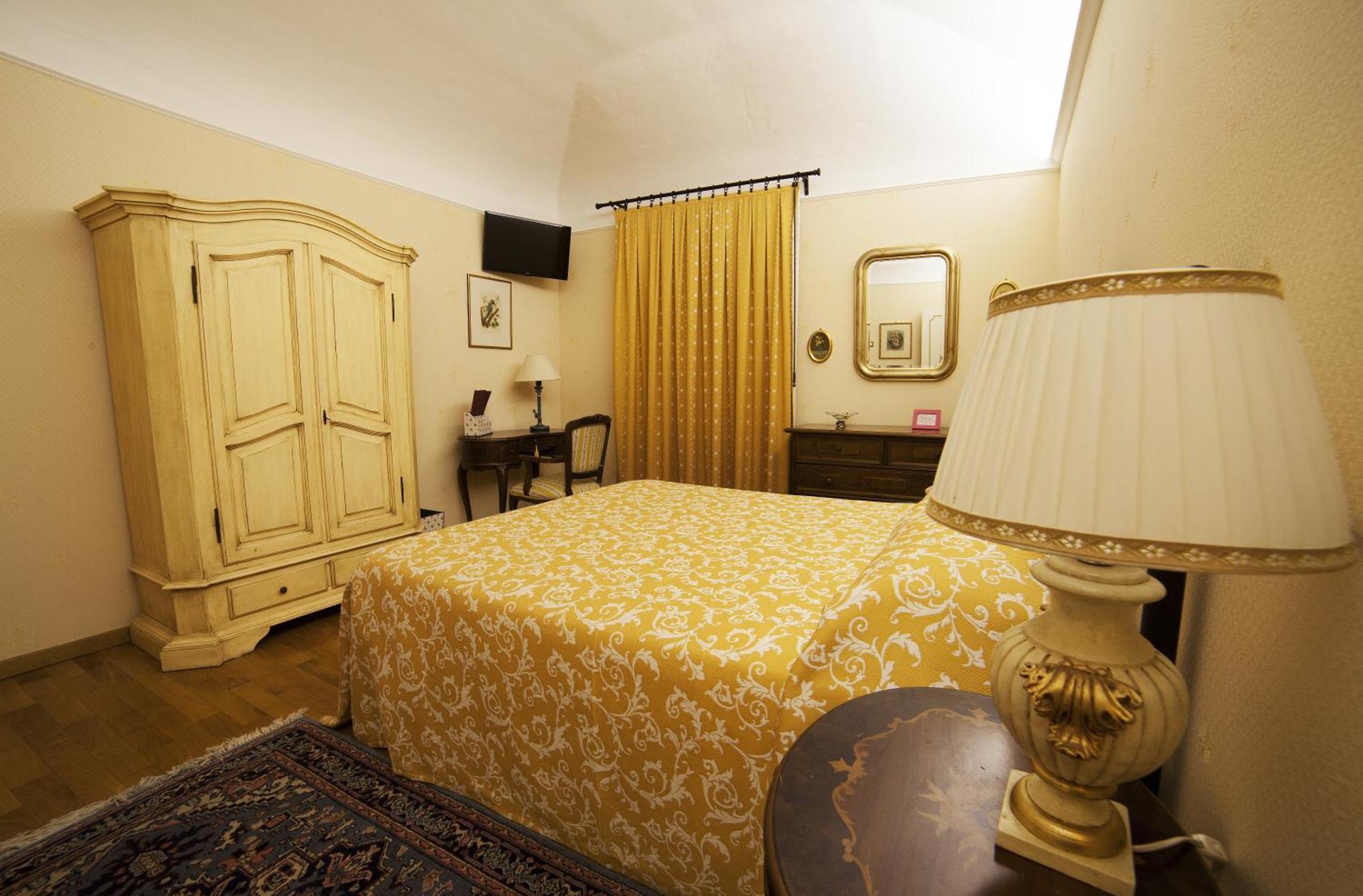 La Luma Hotel Montecosaro  Bilik gambar
